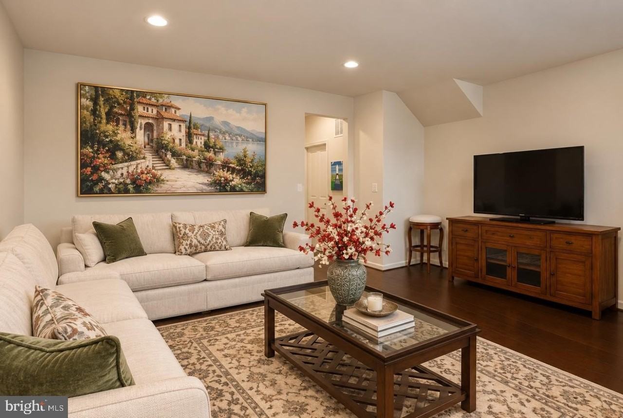 4349 Viridian Ter - Photo 2 of 22