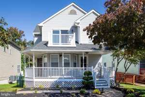 featured image of 7317 Wye Ave