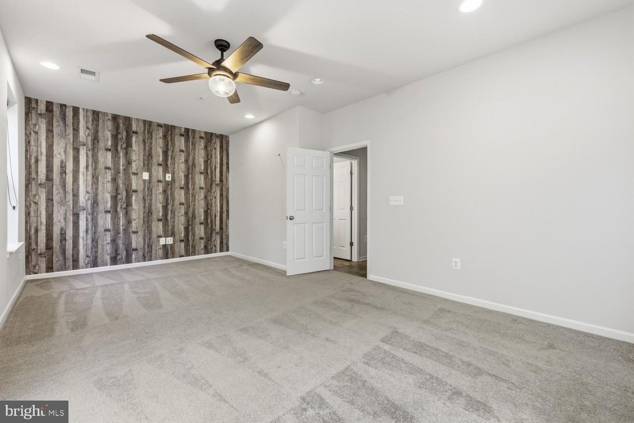 13264 Dowdens Ridge Dr - Photo 5 of 38