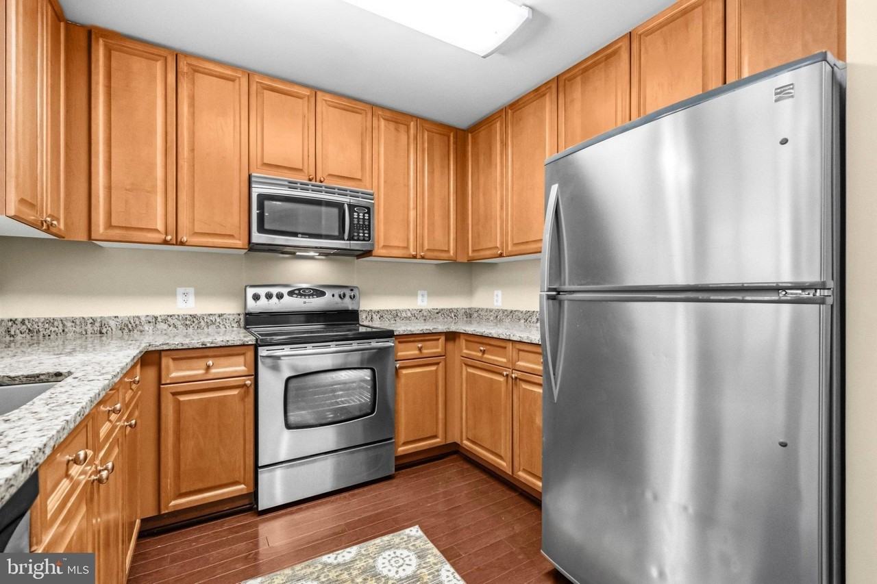 11700 Old Georgetown Rd #1007 - Photo 6 of 20