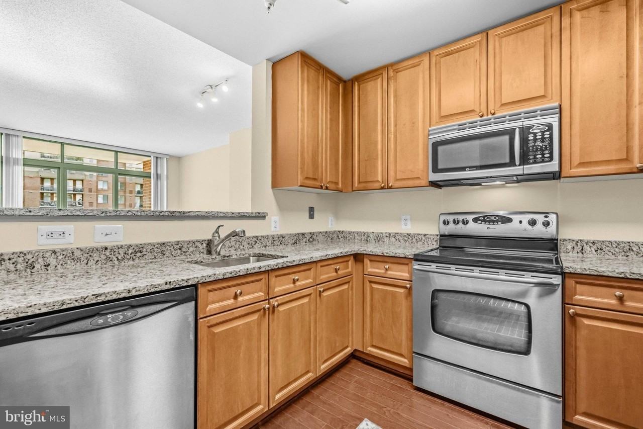 11700 Old Georgetown Rd #1007 - Photo 7 of 20