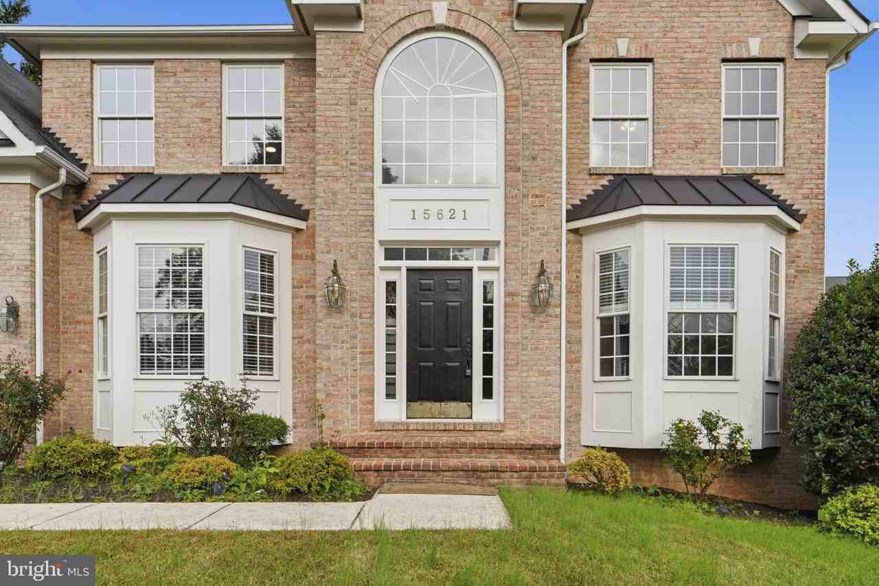 15621 Quince Orchard Rd - Photo 3 of 50