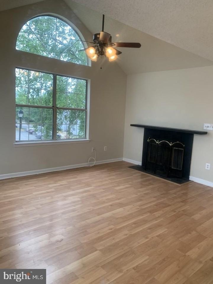 14044 Vista Dr #116B - Photo 7 of 17