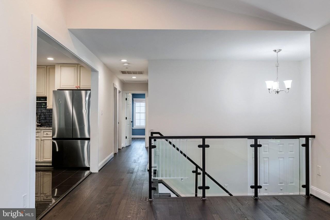 905 Cornish St - Photo 2 of 43