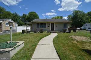 featured image of 2140 Princeton Pike