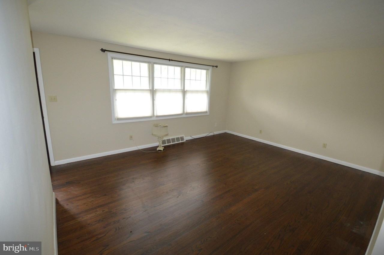 2140 Princeton Pike - Photo 7 of 14