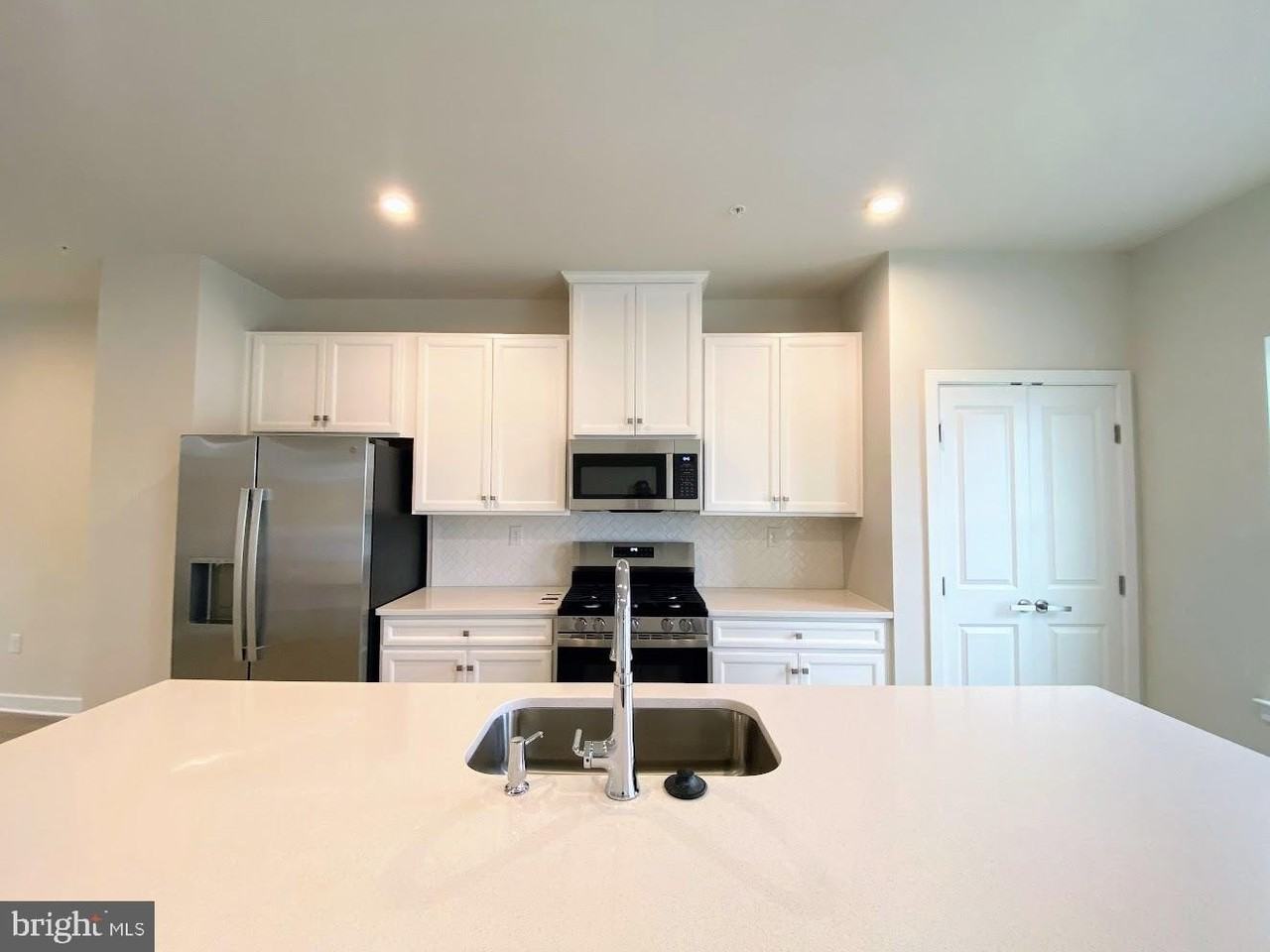 Baydon Ln - Photo 3 of 18