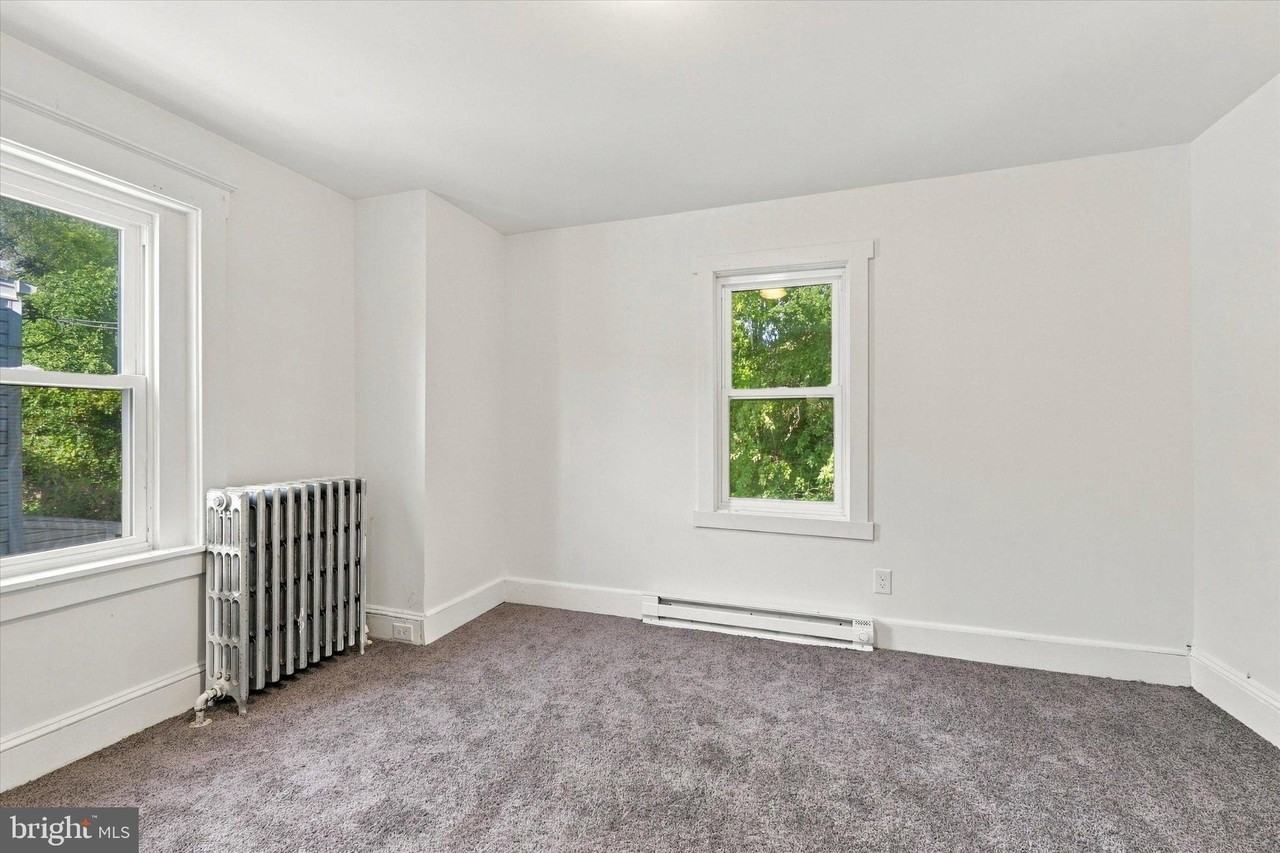 226 E 23rd St - Photo 7 of 16