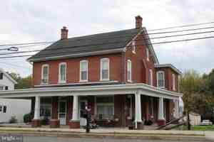 featured image of 310 Monroe St
