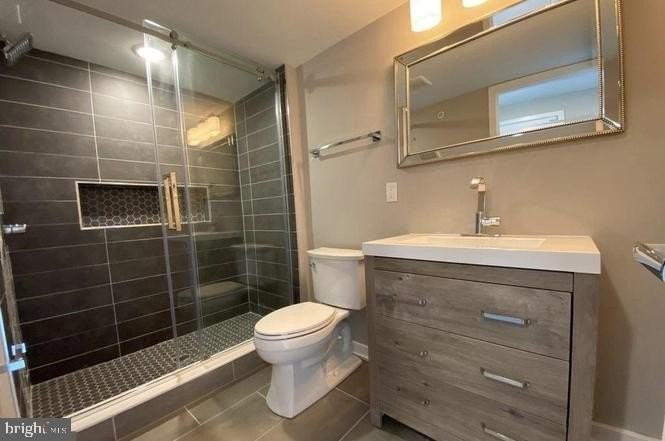 765 N Uber St #2 - Photo 5 of 11