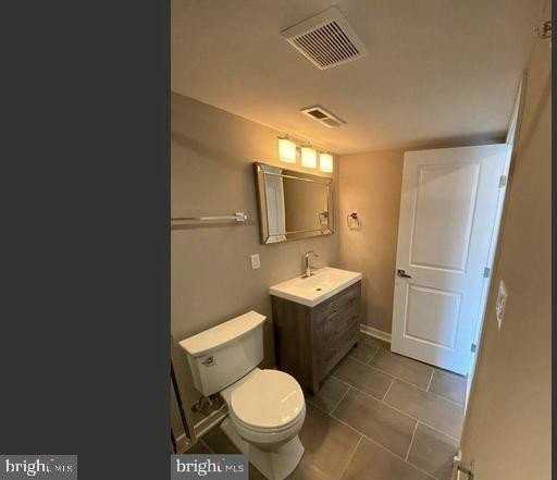 765 N Uber St #2 - Photo 6 of 11