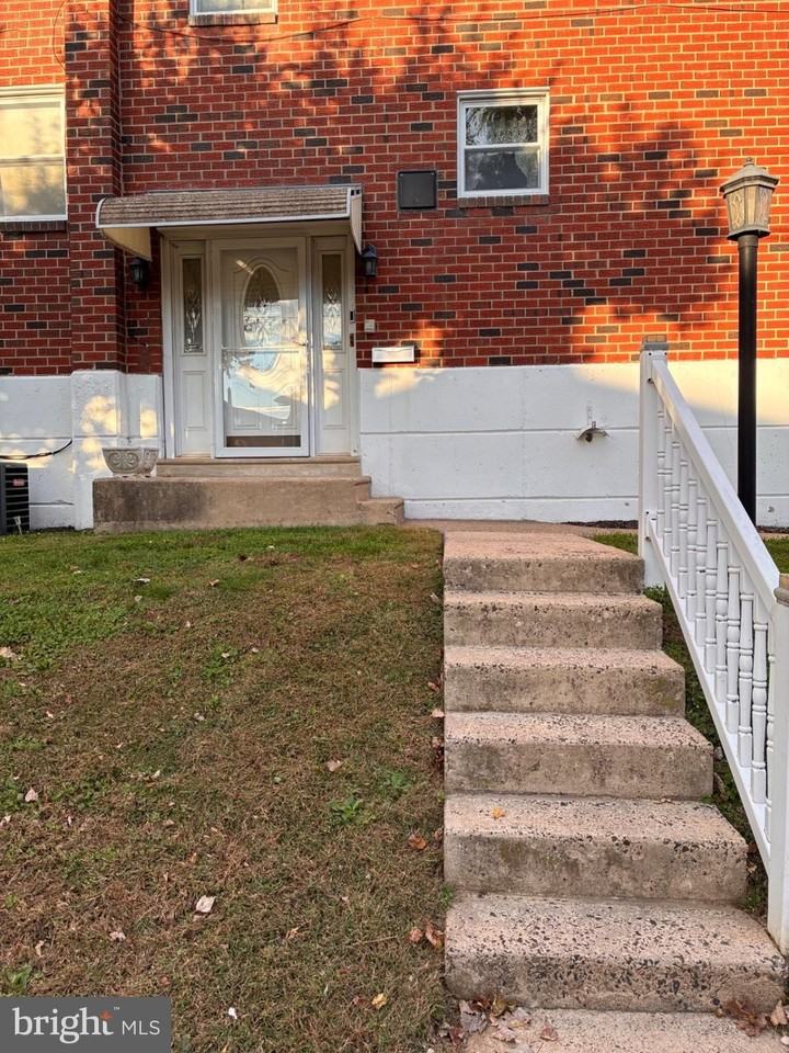 9750-HILSPACH STREET #FL2 - Photo 4 of 50