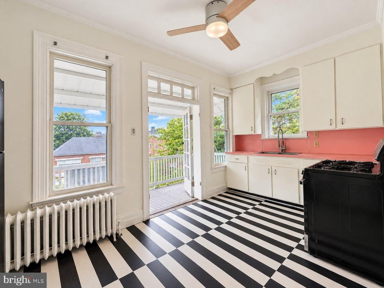 550 Madison Ave #2ndFL - Photo 5 of 31