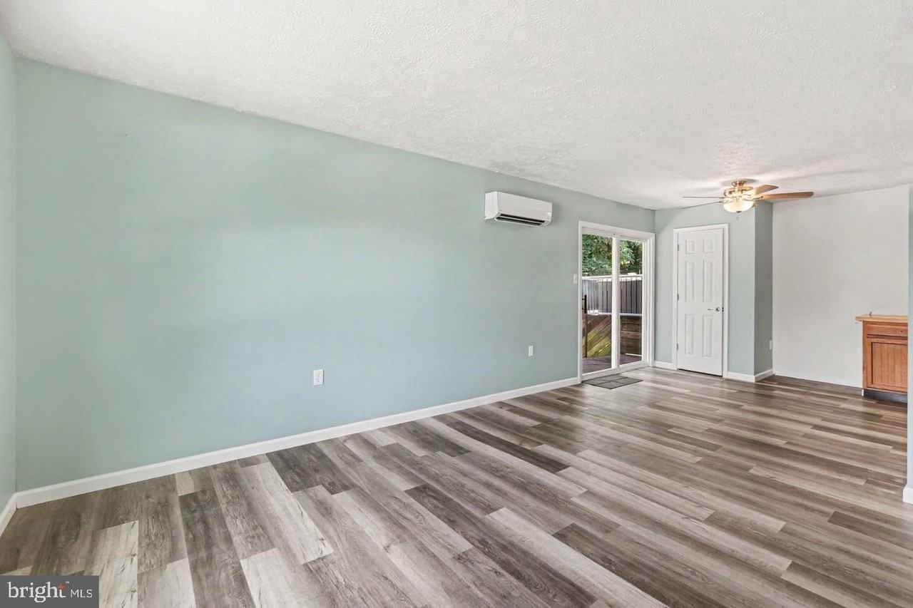 295 Juniper Dr - Photo 3 of 23