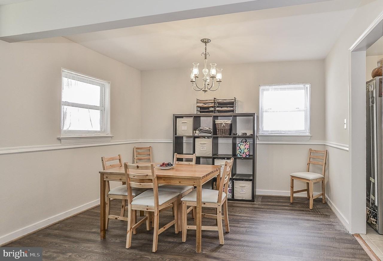 305 S Fenwick St - Photo 3 of 39