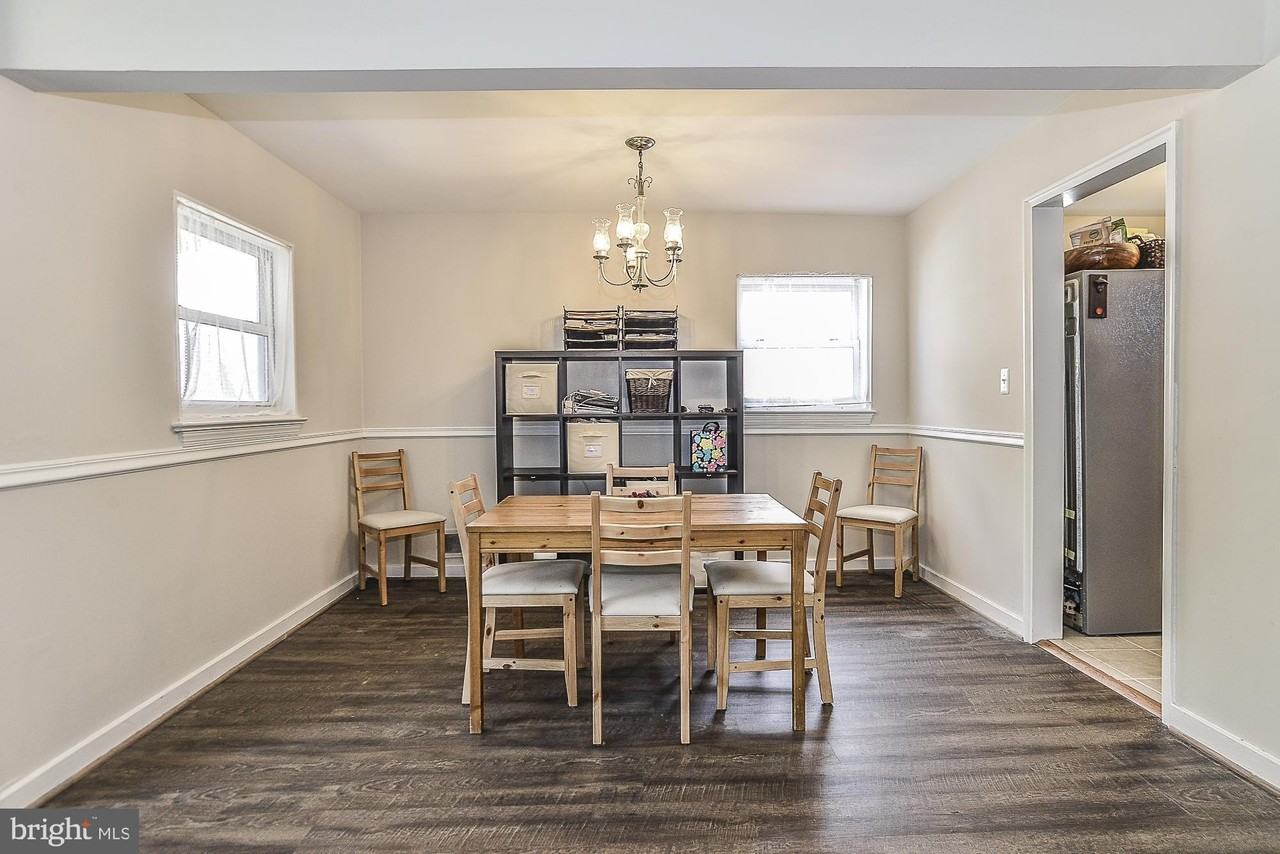 305 S Fenwick St - Photo 4 of 39
