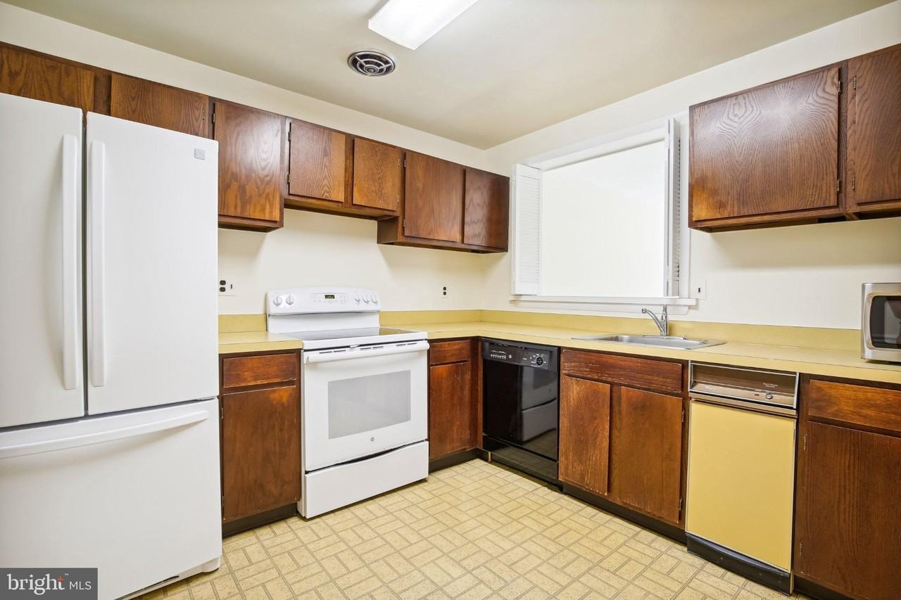 650 15th St S Apt A #1 - Photo 4 of 40