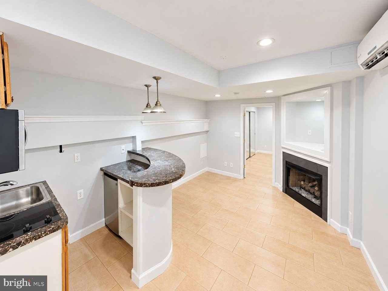 1525 King St #B - Photo 2 of 17