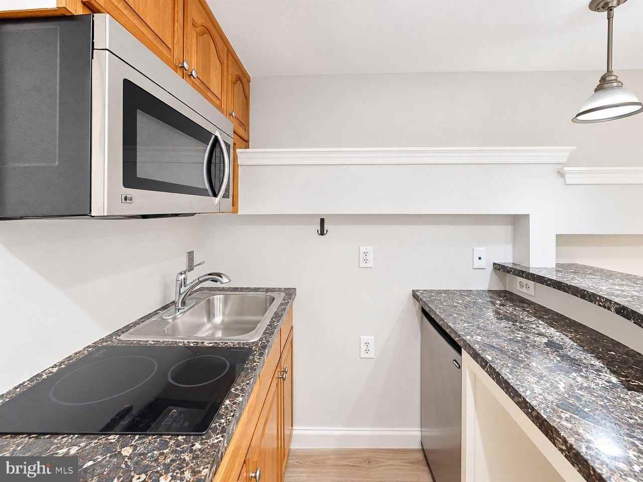 1525 King St #B - Photo 6 of 17