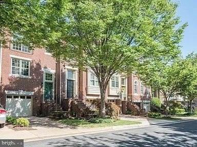 3904 Charles Ave - Photo 3 of 22