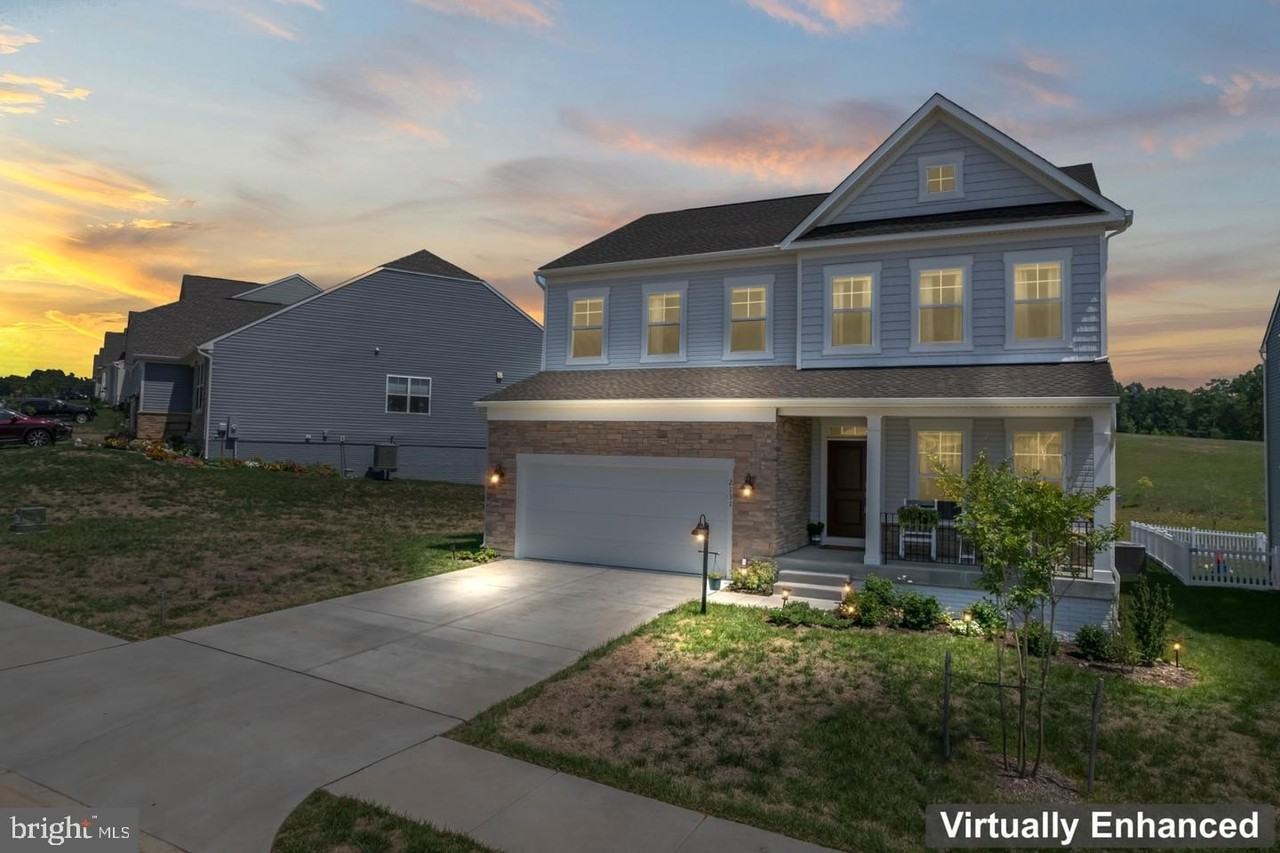 2131 Berwick Dr - Photo 6 of 43