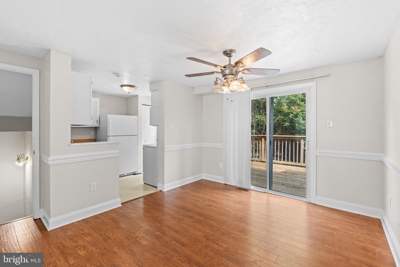 127 Split Oak St - Photo 4 of 22
