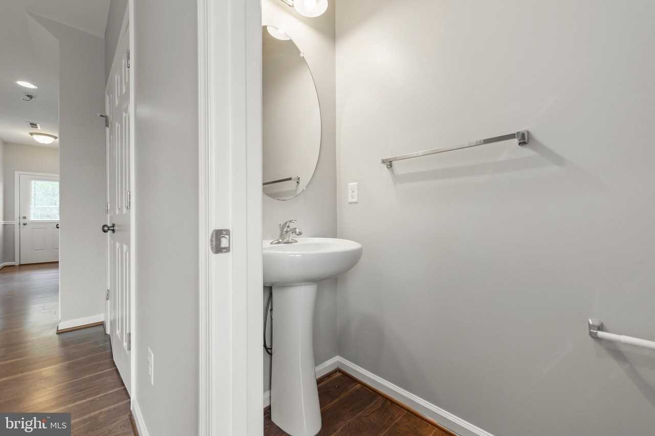 104 Pintangle Ct - Photo 7 of 46