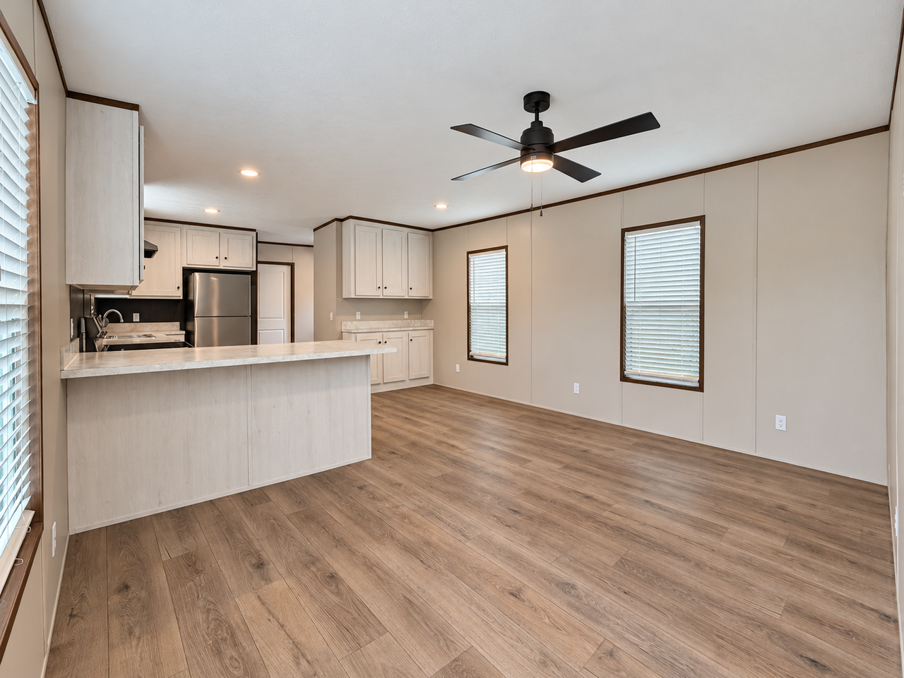 709 N Collins Fwy #127 - Photo 2 of 25