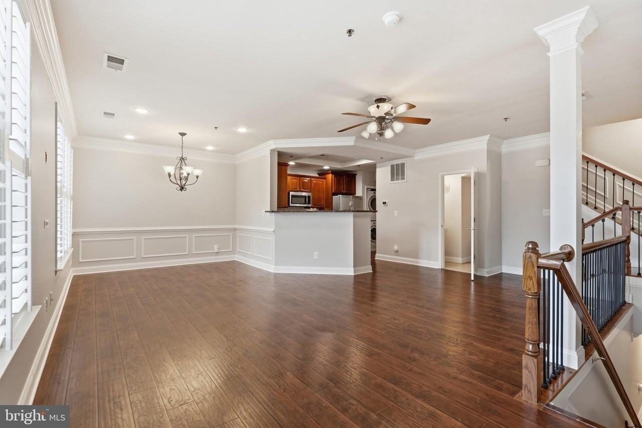 7064 Huntley Run Pl #102B - Photo 4 of 29