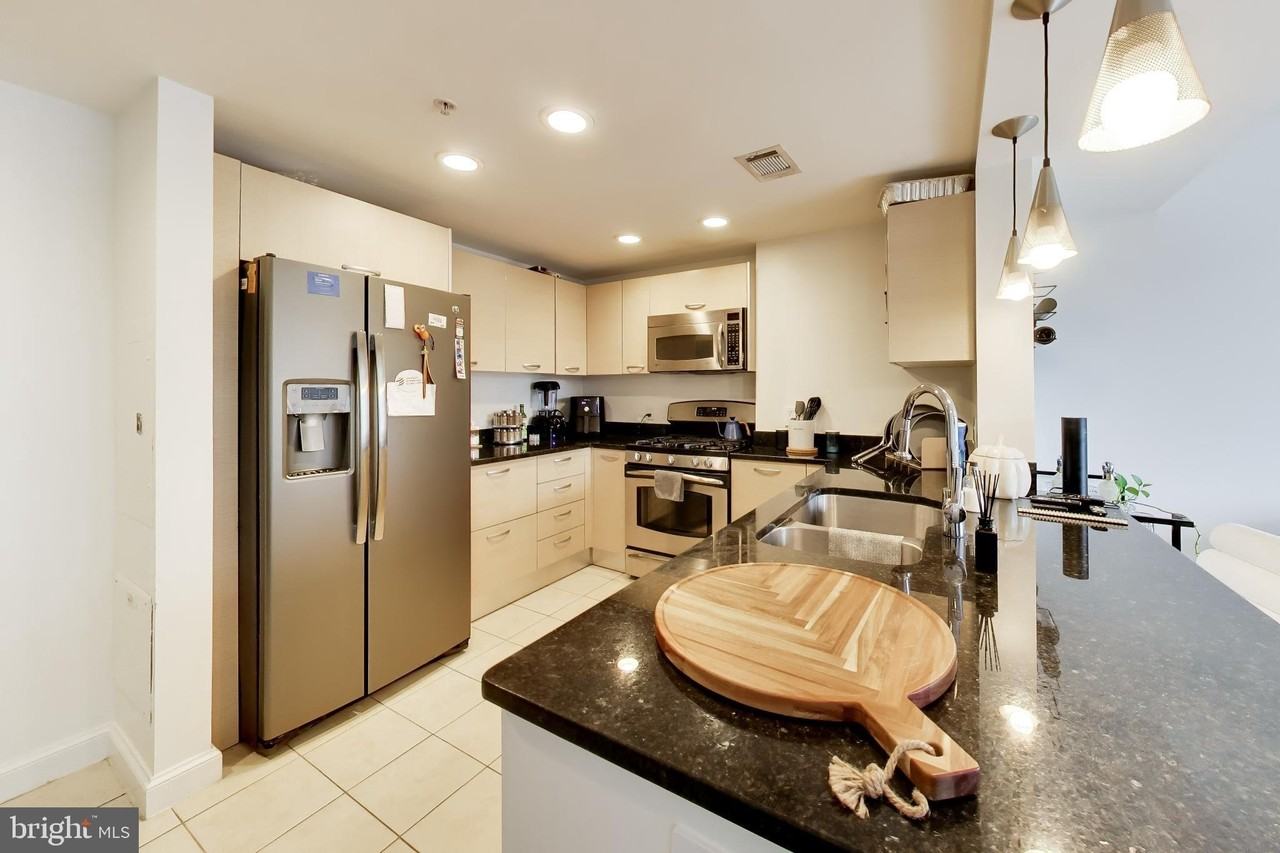 2451 Midtown Ave #307 - Photo 5 of 29