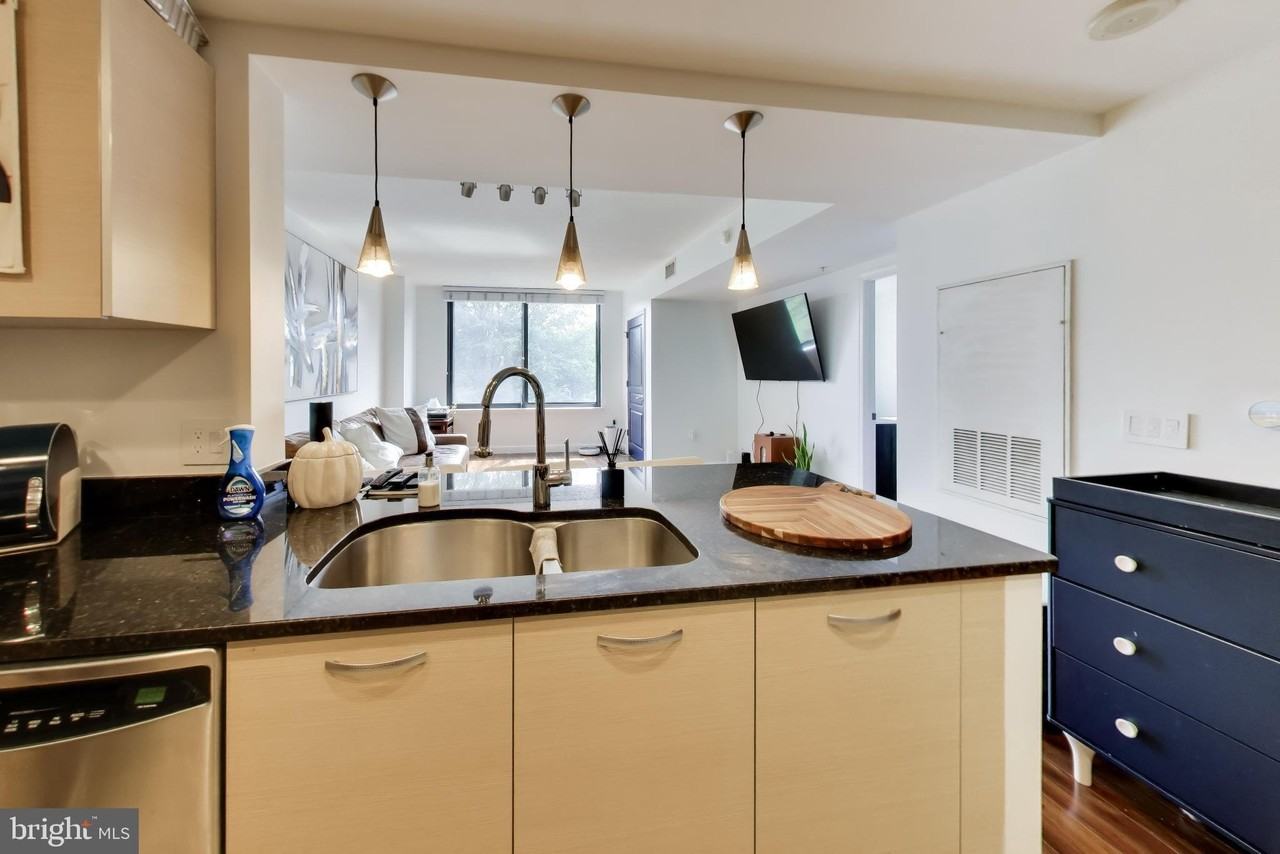 2451 Midtown Ave #307 - Photo 7 of 29