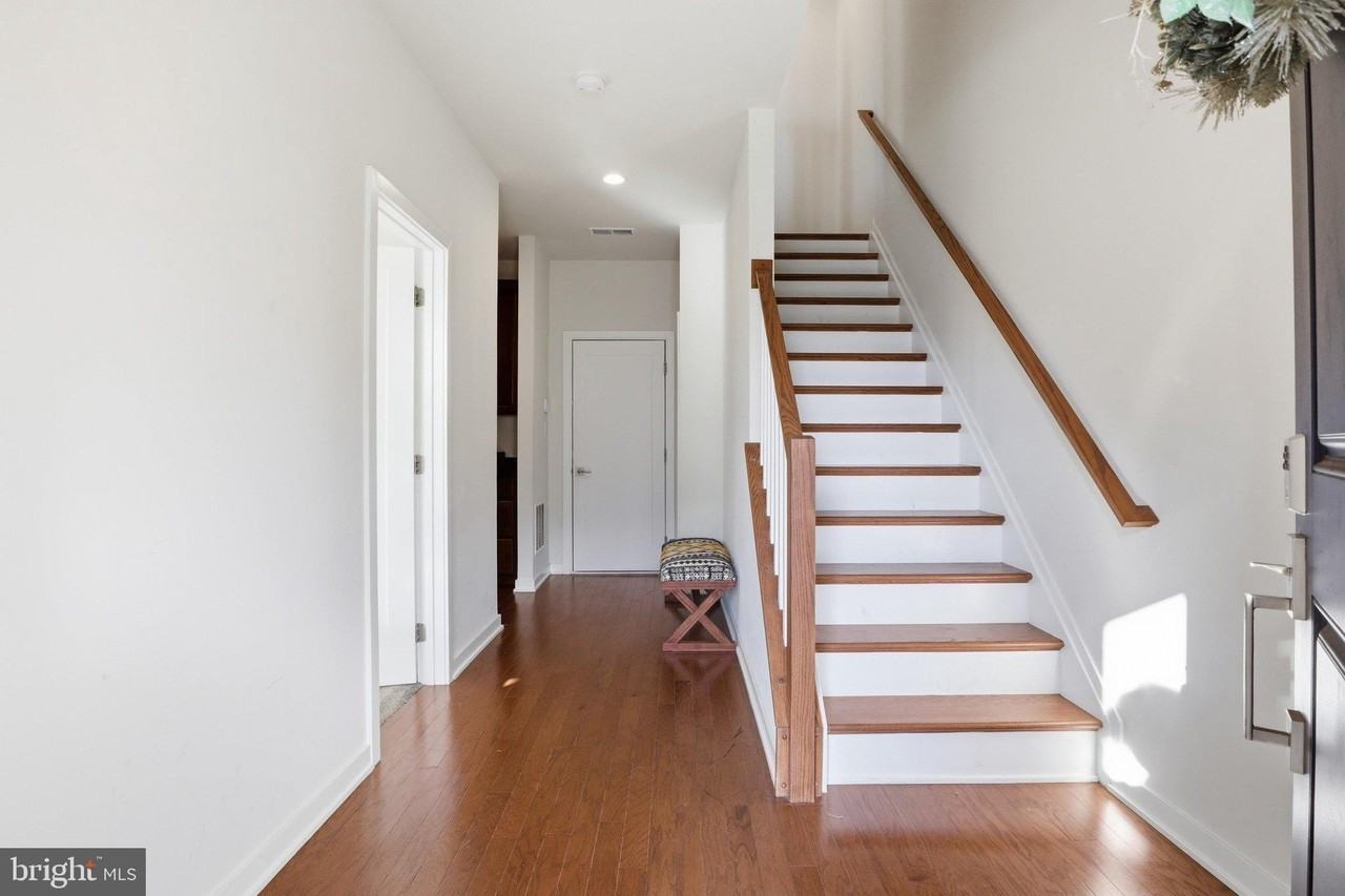 22144 Penelope Heights Ter - Photo 5 of 44