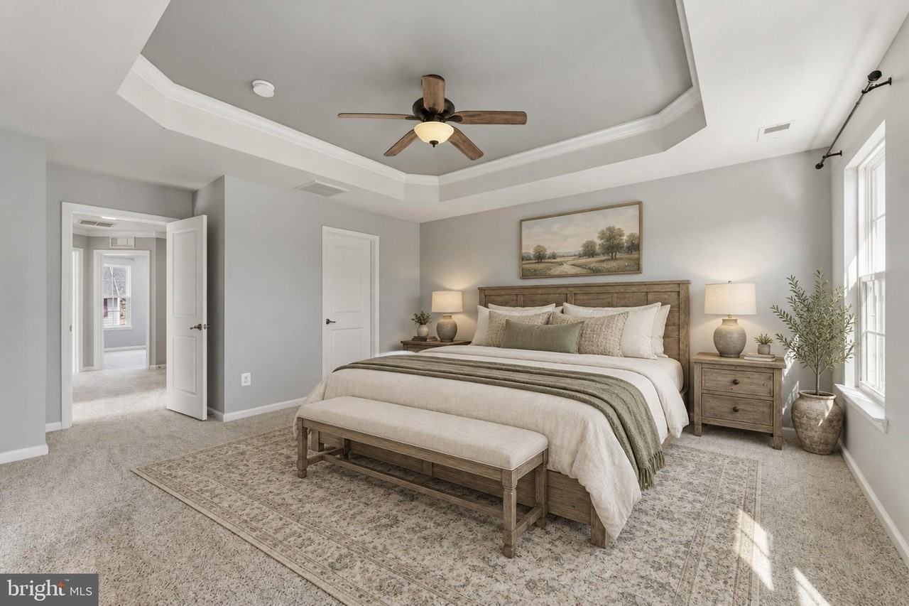 7011 Darbey Knoll Dr - Photo 4 of 43