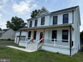 43 Lee St - Photo 1 of 1