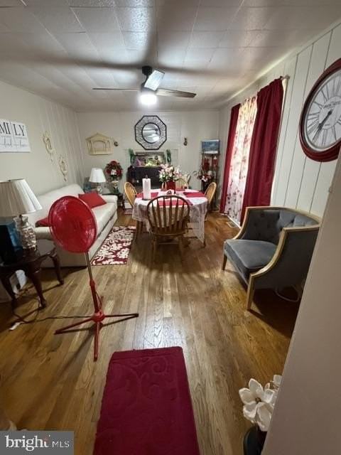 1083 Holly Vista Dr - Photo 5 of 10