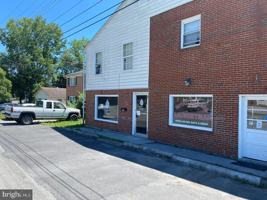 featured image of 650 W 11th St #F