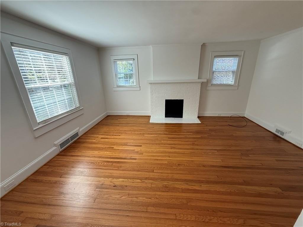 2105 Queen St - Photo 5 of 21