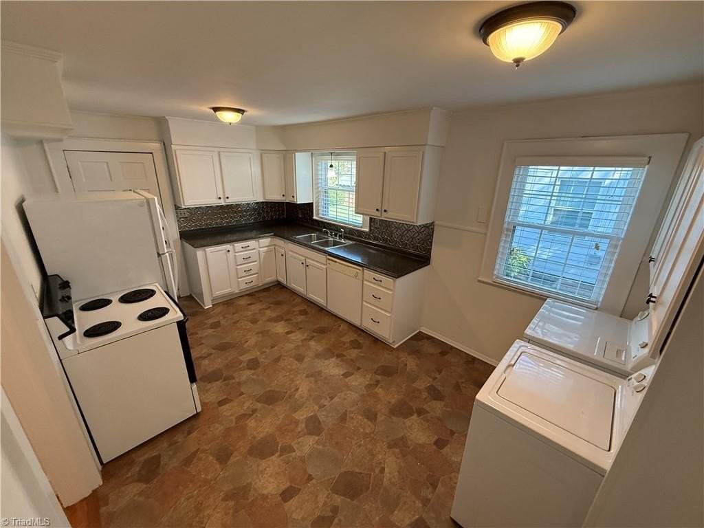 2105 Queen St - Photo 7 of 21