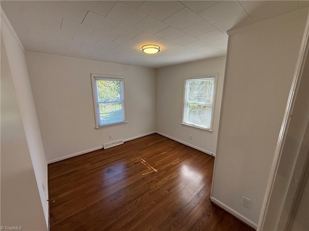 2825 S Main St - Photo 6 of 9