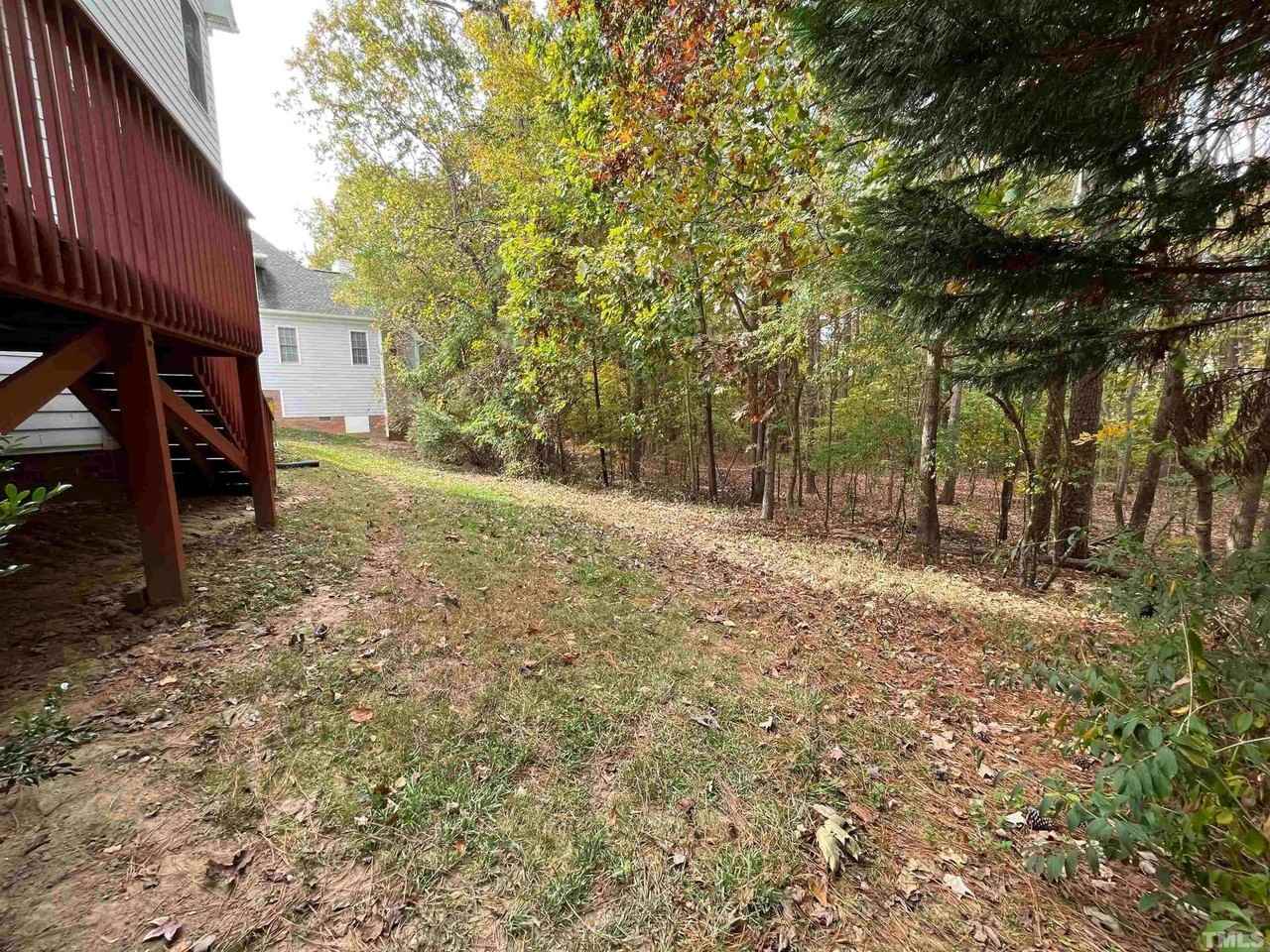 14 Aman Ct - Photo 3 of 21
