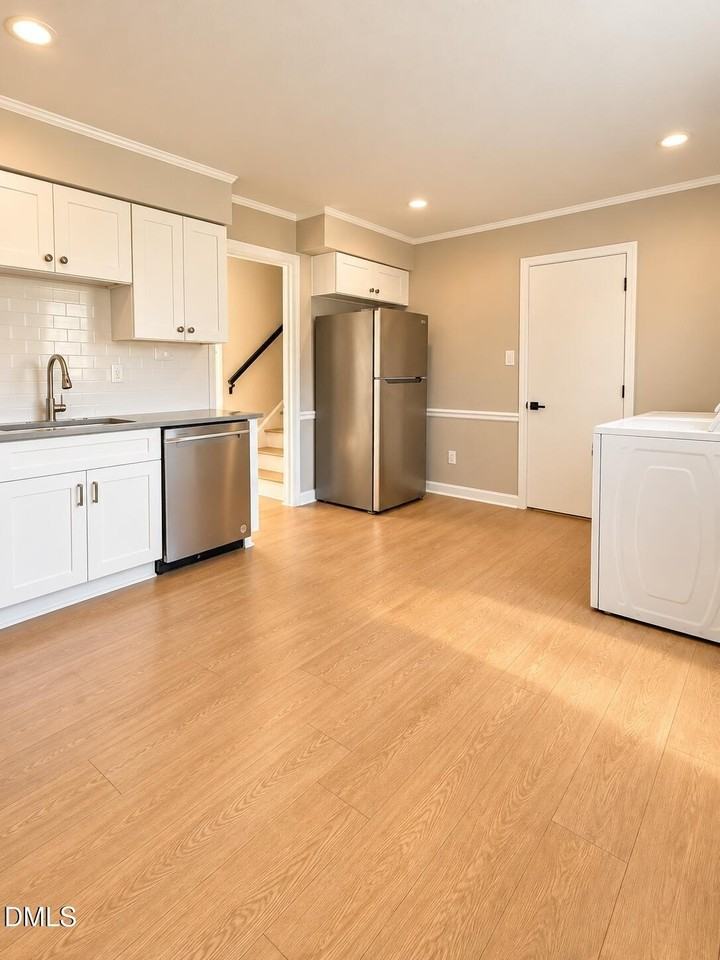 1230 Old Apex Rd - Photo 4 of 17