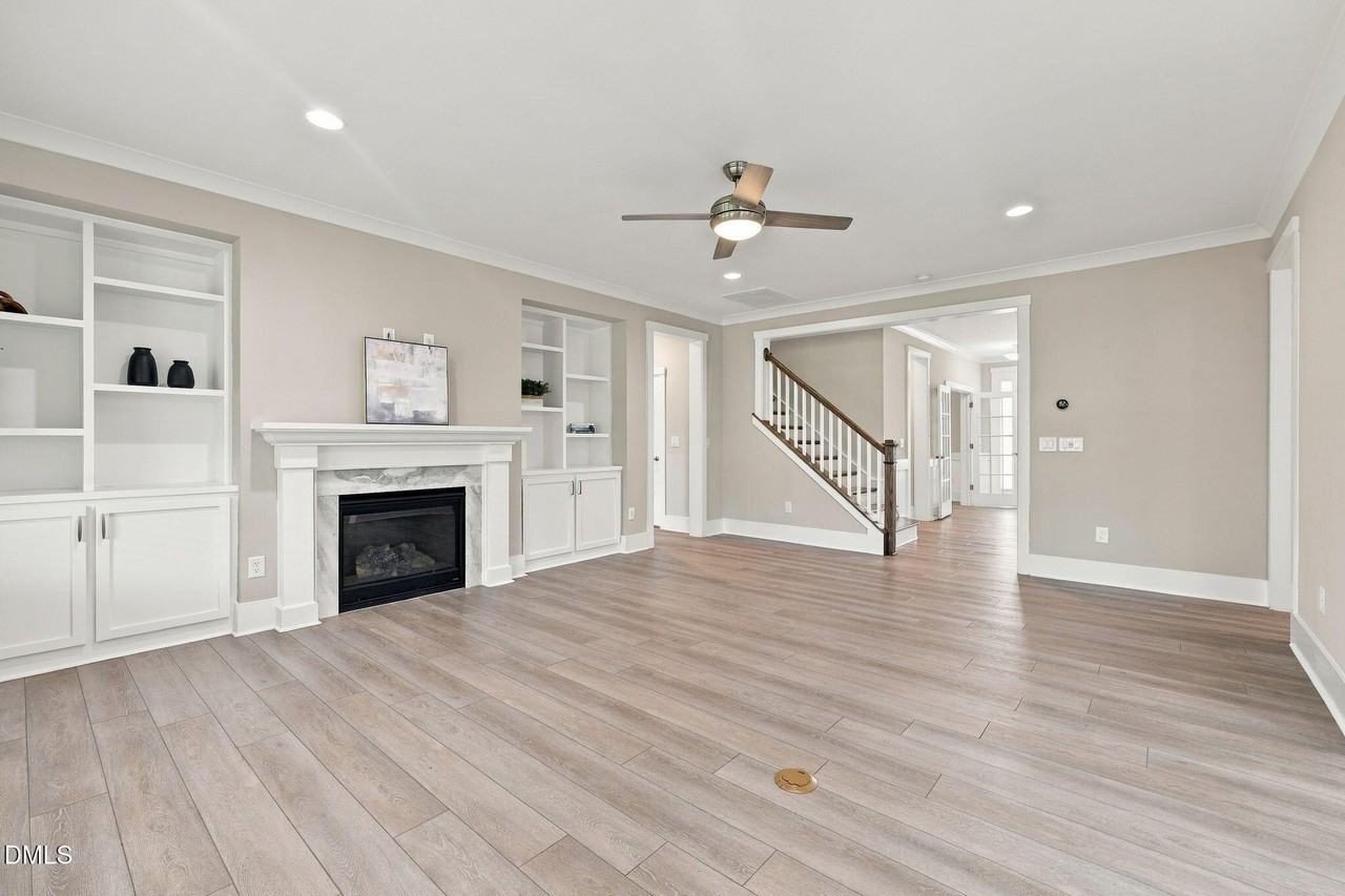 1318 Gordonia Way - Photo 6 of 50