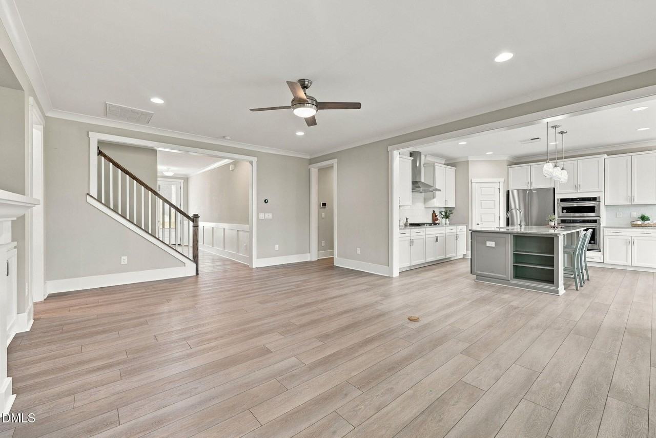 1318 Gordonia Way - Photo 7 of 50
