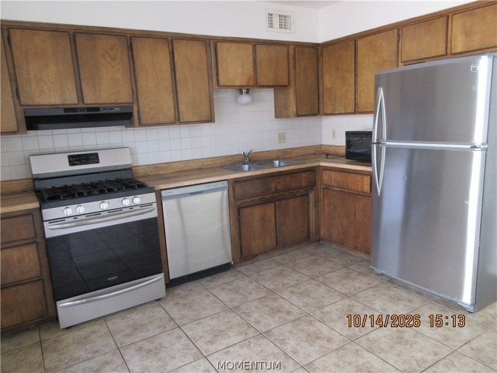 3546 N Verdugo Rd - Photo 3 of 9