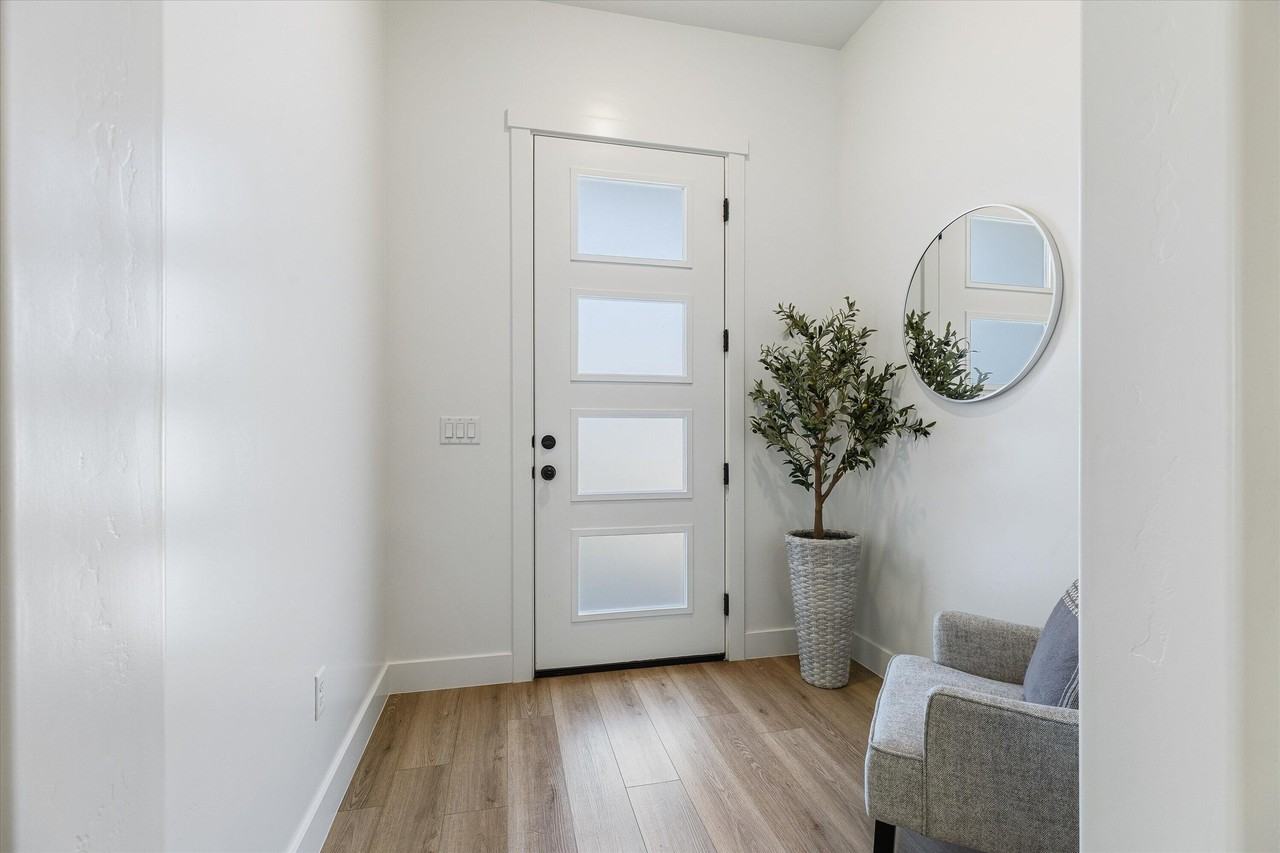 3070 E Photinia Dr - Photo 3 of 19