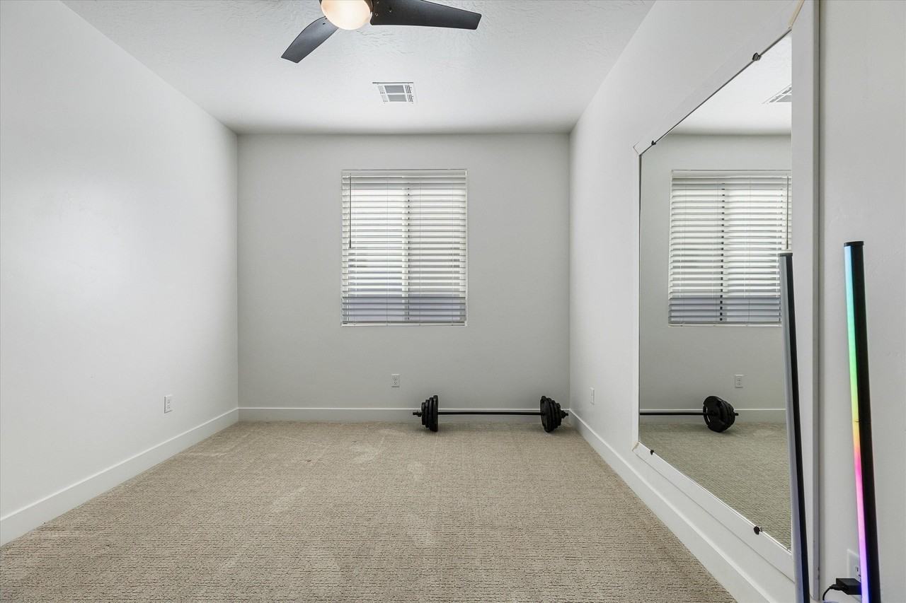 3070 E Photinia Dr - Photo 6 of 19