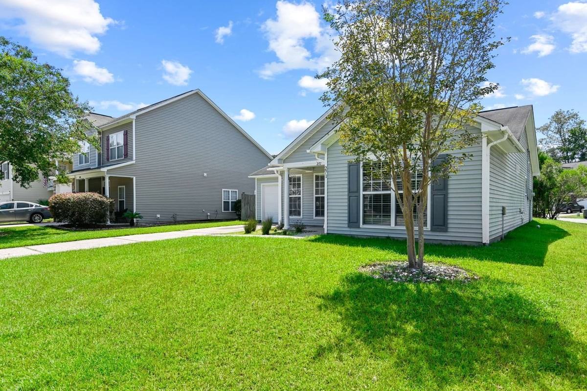 271 Island Green Rd - Photo 3 of 6