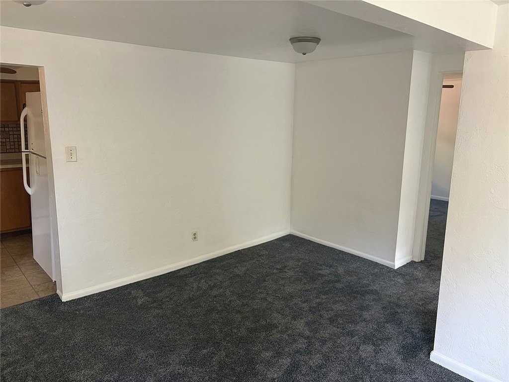 912 Hillsboro St - Photo 7 of 32