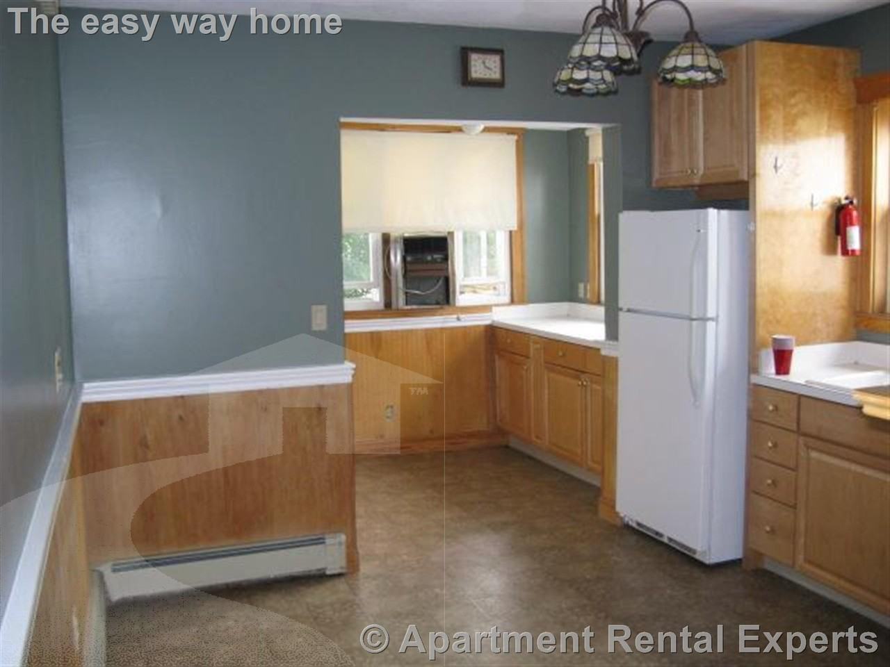 24 Burget Ave - Photo 3 of 12