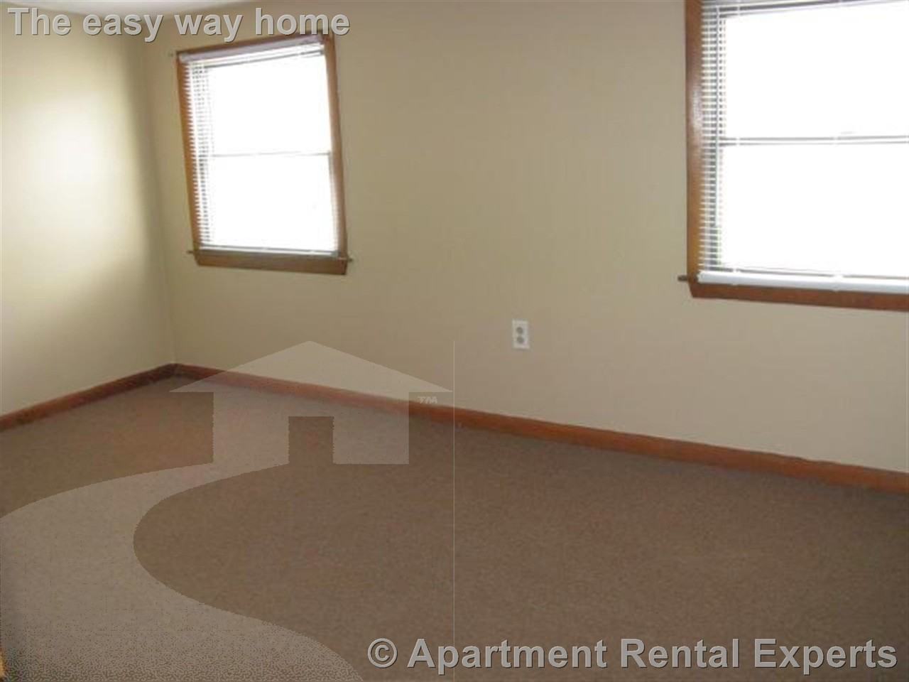 24 Burget Ave - Photo 7 of 12